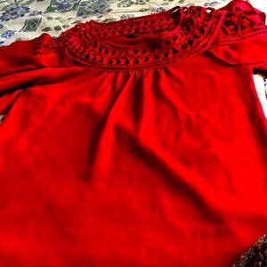 Selling chiffon blouse size small cap sleeves by Si Style.